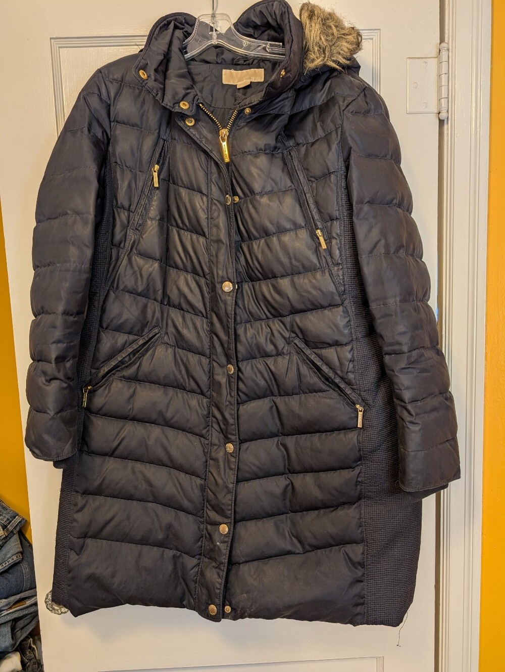 MICHAEL Michael Kors Black Quilted Hooded Puffer Coat with Faux-Fur Trim